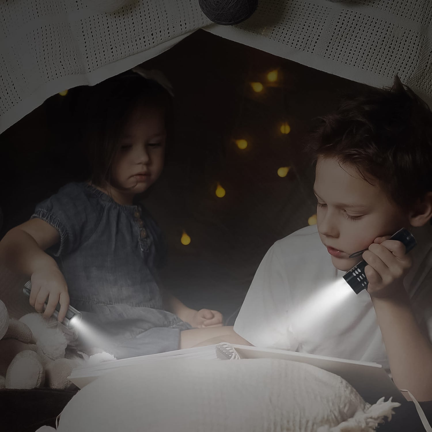 Portable Mini Torch Super-bright Mini 3aaa Battery Operated (Battery Included 1 Pc Portable Mini Torch Super-bright Mini 3aaa Battery Operated (Battery Included 1 Pc